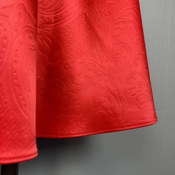 HAILEY Logan Adrianna Papell Red Embossed Satin Short A-Line Dress Juniors' 5/6 - Picture 3 of 11